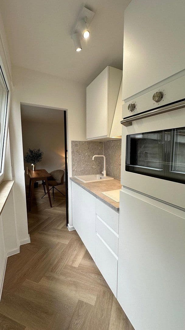 Prodej bytu 2+1 44 m², Stuttgart, Bádensko-Württembersko Prodej bytu 2+1 44 m², Stuttgart, Bádensko-Württembersko