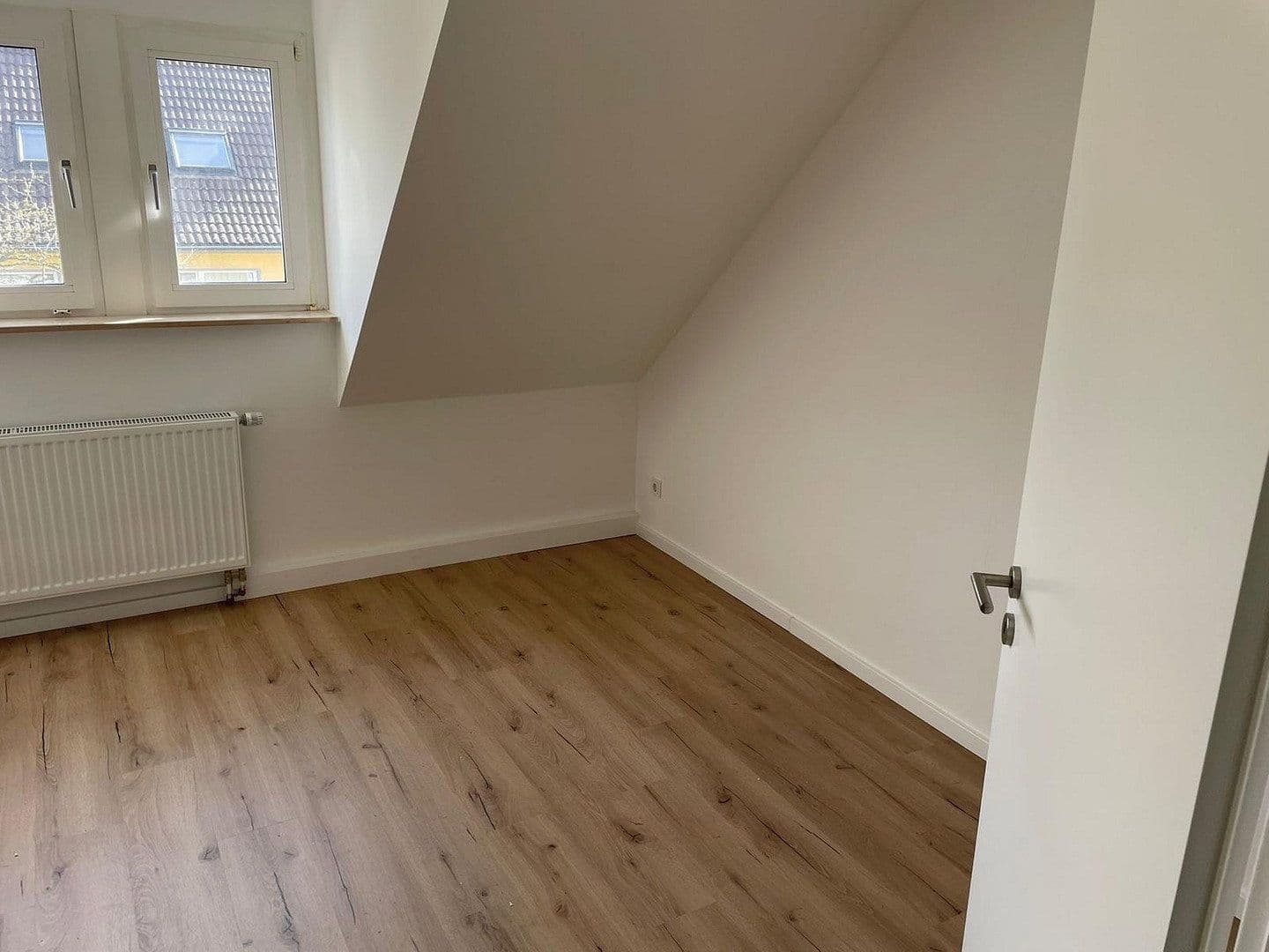 Pronájem bytu 3+1 83 m², Beckestr. 86, Schwerte, Severní Porýní-Vestfálsko Pronájem bytu 3+1 83 m², Beckestr. 86, Schwerte, Severní Porýní-Vestfálsko