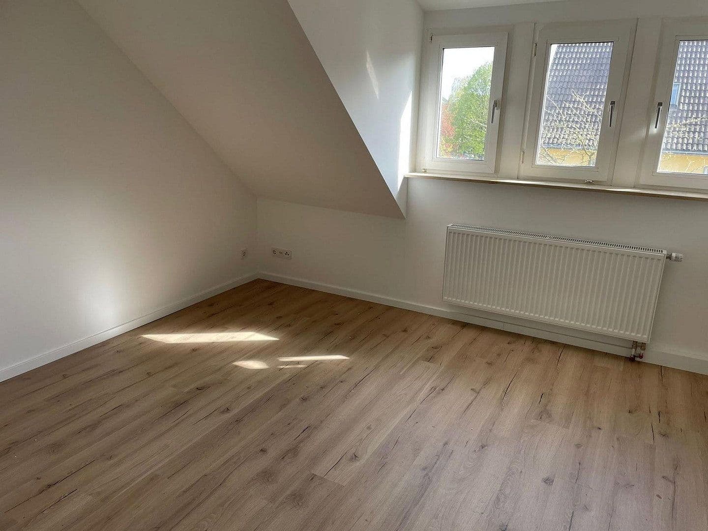 Pronájem bytu 3+1 83 m², Beckestr. 86, Schwerte, Severní Porýní-Vestfálsko Pronájem bytu 3+1 83 m², Beckestr. 86, Schwerte, Severní Porýní-Vestfálsko
