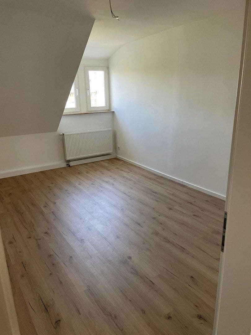 Pronájem bytu 3+1 83 m², Beckestr. 86, Schwerte, Severní Porýní-Vestfálsko Pronájem bytu 3+1 83 m², Beckestr. 86, Schwerte, Severní Porýní-Vestfálsko