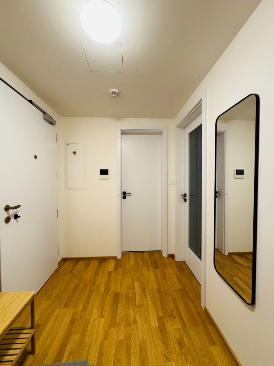 Prodej bytu 2+kk 57 m², Toyen, Praha, Praha Prodej bytu 2+kk 57 m², Toyen, Praha, Praha