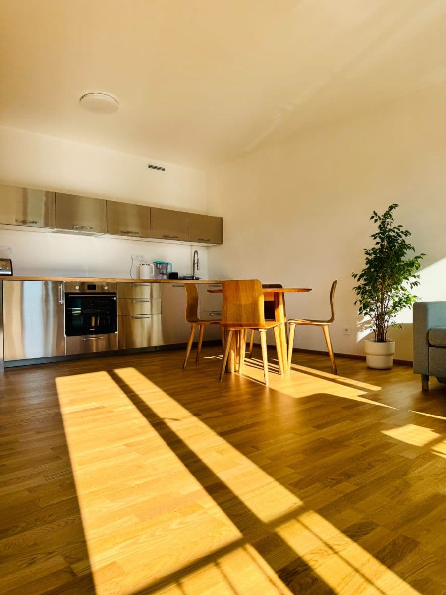 Prodej bytu 2+kk 57 m², Toyen, Praha, Praha Prodej bytu 2+kk 57 m², Toyen, Praha, Praha