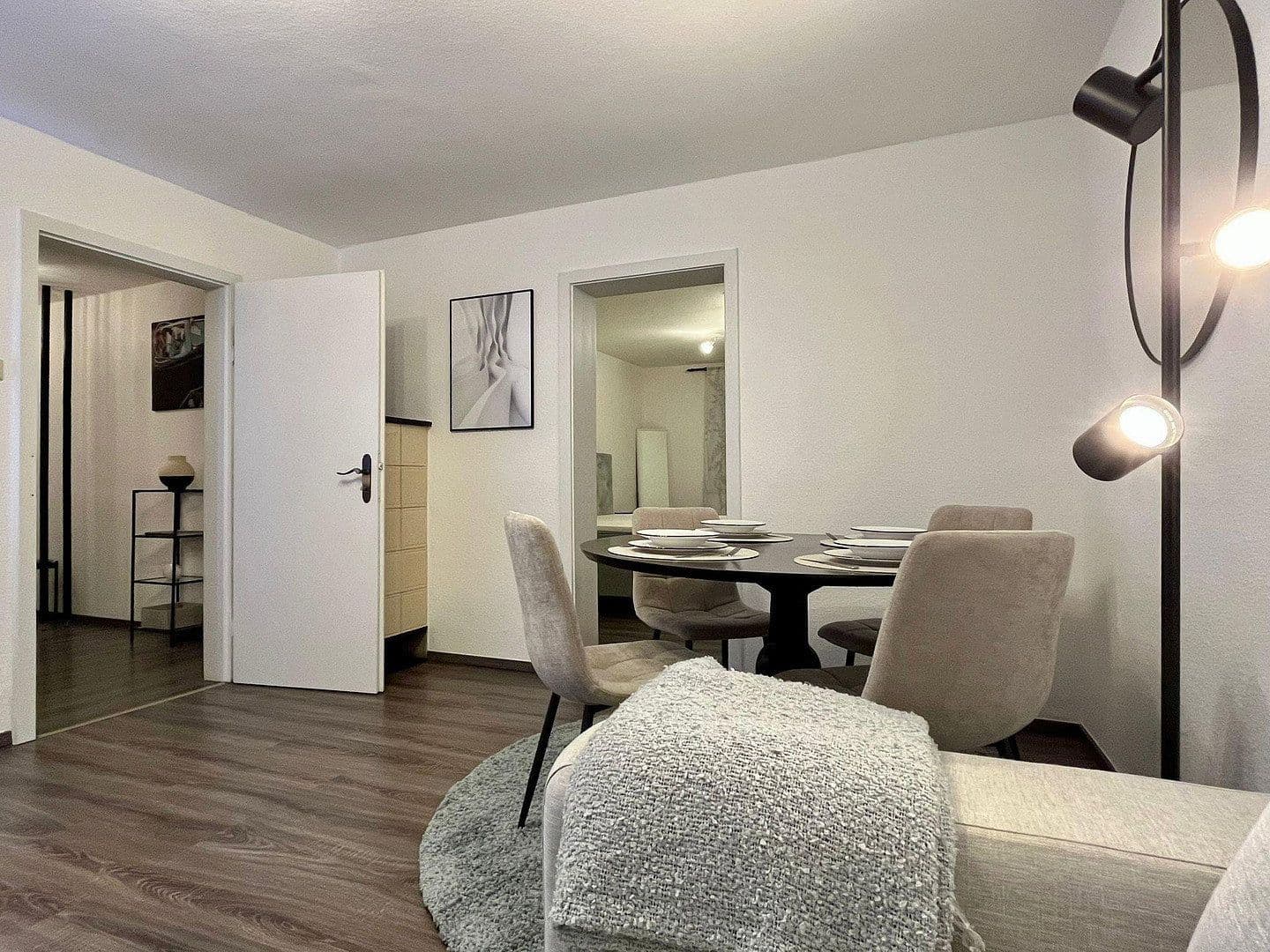 Pronájem bytu 2+1 53 m², Spittlerstraße 36, Stuttgart, Bádensko-Württembersko Pronájem bytu 2+1 53 m², Spittlerstraße 36, Stuttgart, Bádensko-Württembersko