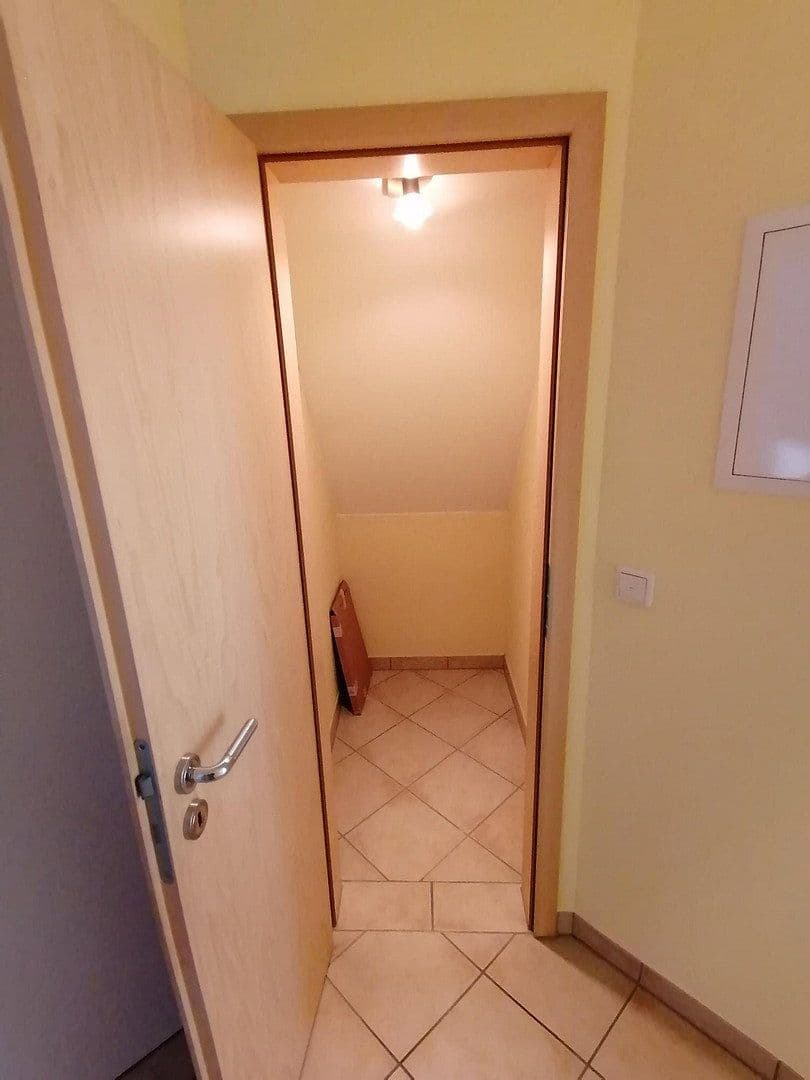 Pronájem bytu 2+1 48 m², Bad Kreuznach, Porýní-Falc Pronájem bytu 2+1 48 m², Bad Kreuznach, Porýní-Falc