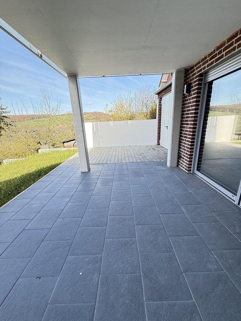 Prodej domu 205 m², pozemek 379 m², Gläsenerstr.11a, Paderborn, Severní Porýní-Vestfálsko Prodej domu 205 m², pozemek 379 m², Gläsenerstr.11a, Paderborn, Severní Porýní-Vestfálsko