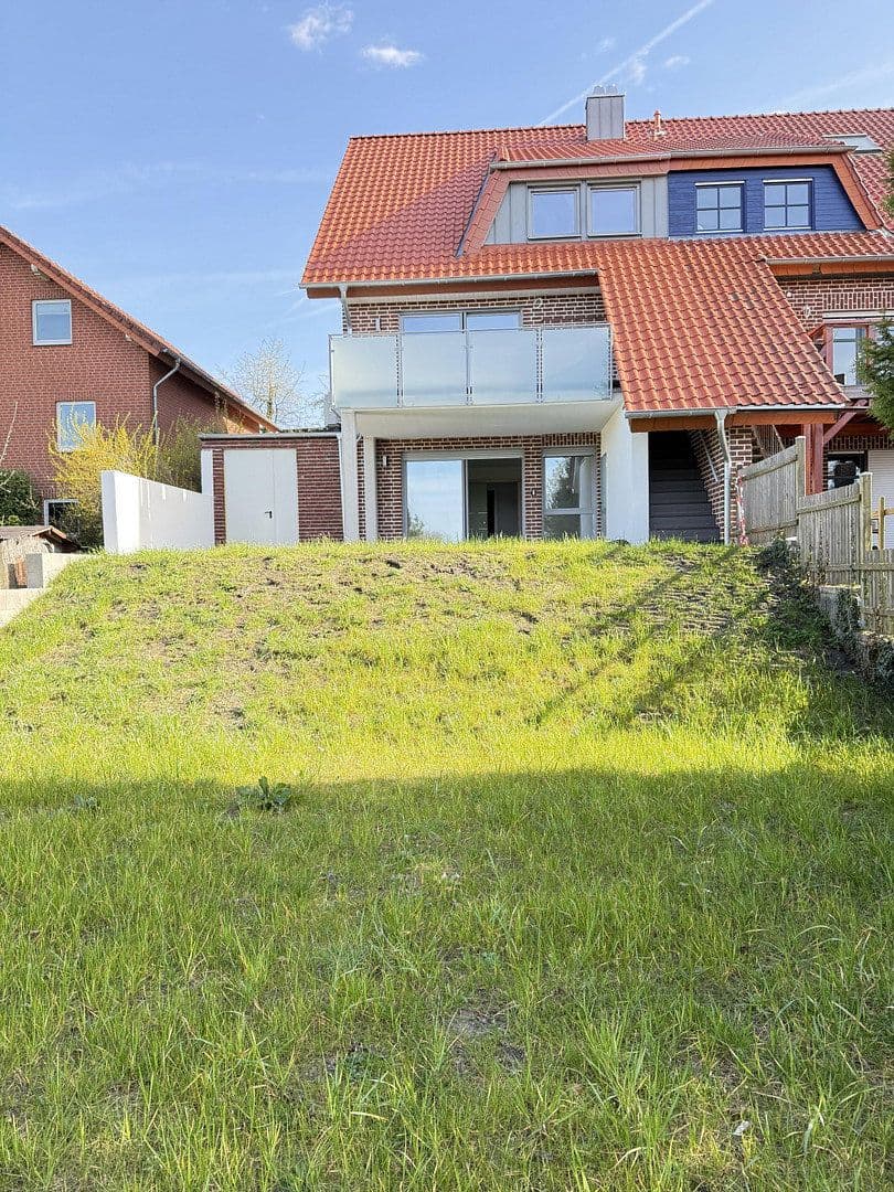 Prodej domu 205 m², pozemek 379 m², Gläsenerstr.11a, Paderborn, Severní Porýní-Vestfálsko Prodej domu 205 m², pozemek 379 m², Gläsenerstr.11a, Paderborn, Severní Porýní-Vestfálsko