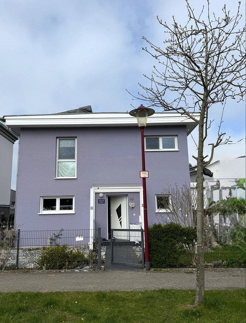 Prodej domu 145 m², pozemek 400 m², Rostock, Mecklenburg-Vorpommern Prodej domu 145 m², pozemek 400 m², Rostock, Mecklenburg-Vorpommern