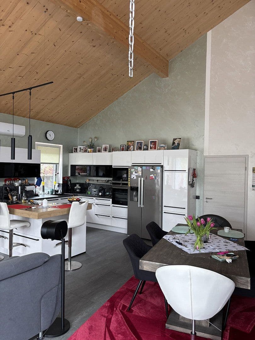 Prodej domu 170 m², pozemek 800 m², Oberbettingen, Porýní-Falc Prodej domu 170 m², pozemek 800 m², Oberbettingen, Porýní-Falc