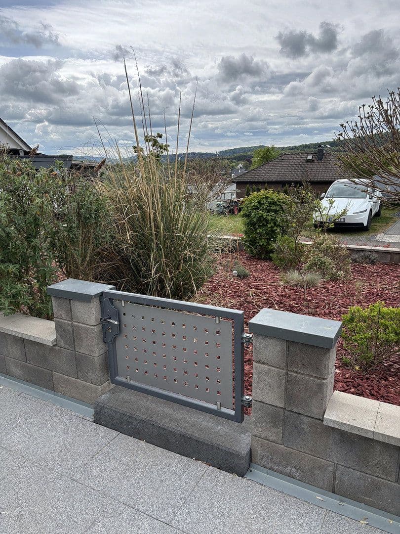 Prodej domu 170 m², pozemek 800 m², Oberbettingen, Porýní-Falc Prodej domu 170 m², pozemek 800 m², Oberbettingen, Porýní-Falc