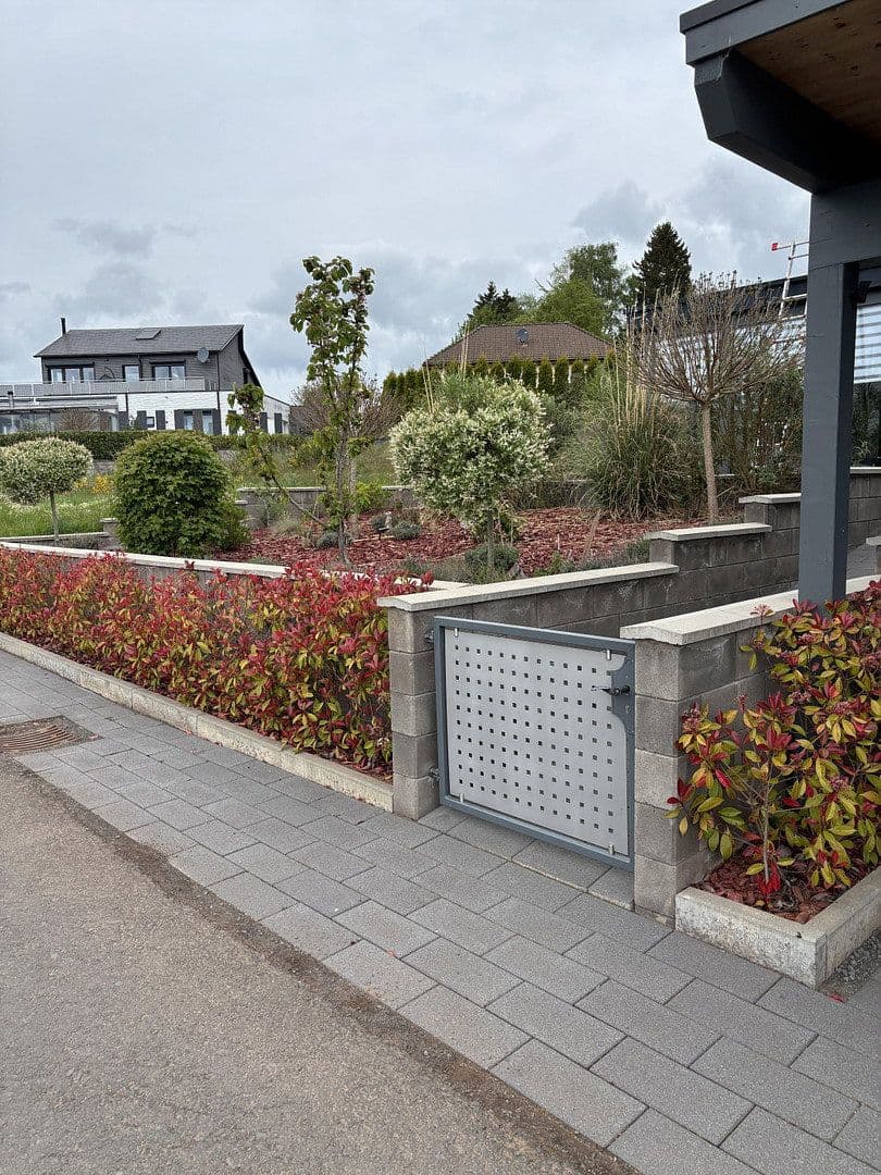 Prodej domu 170 m², pozemek 800 m², Oberbettingen, Porýní-Falc Prodej domu 170 m², pozemek 800 m², Oberbettingen, Porýní-Falc