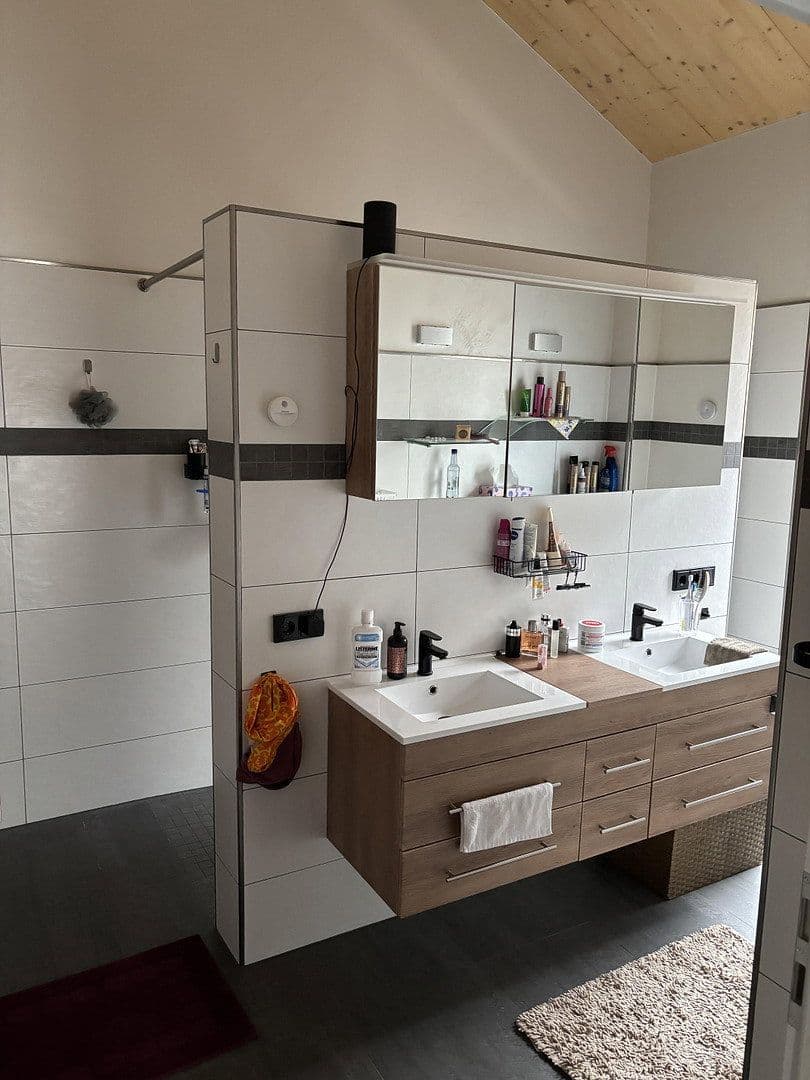 Prodej domu 170 m², pozemek 800 m², Oberbettingen, Porýní-Falc Prodej domu 170 m², pozemek 800 m², Oberbettingen, Porýní-Falc
