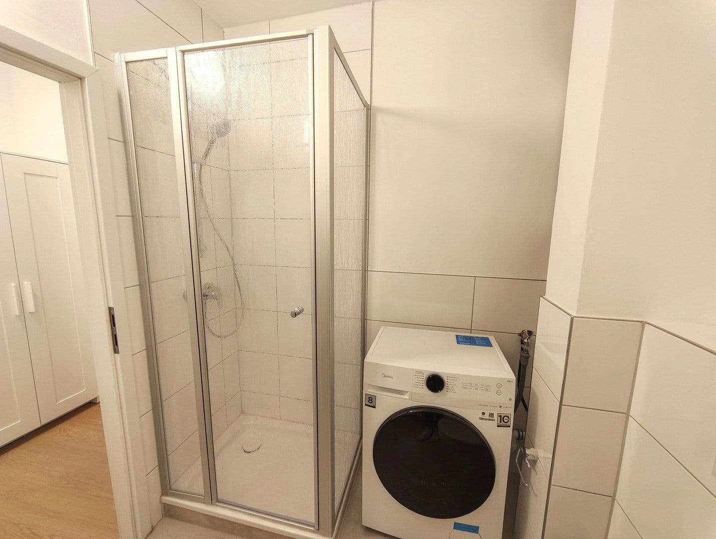 Pronájem bytu 1+1 29 m², Augustaanlage 42, Mannheim, Bádensko-Württembersko Pronájem bytu 1+1 29 m², Augustaanlage 42, Mannheim, Bádensko-Württembersko