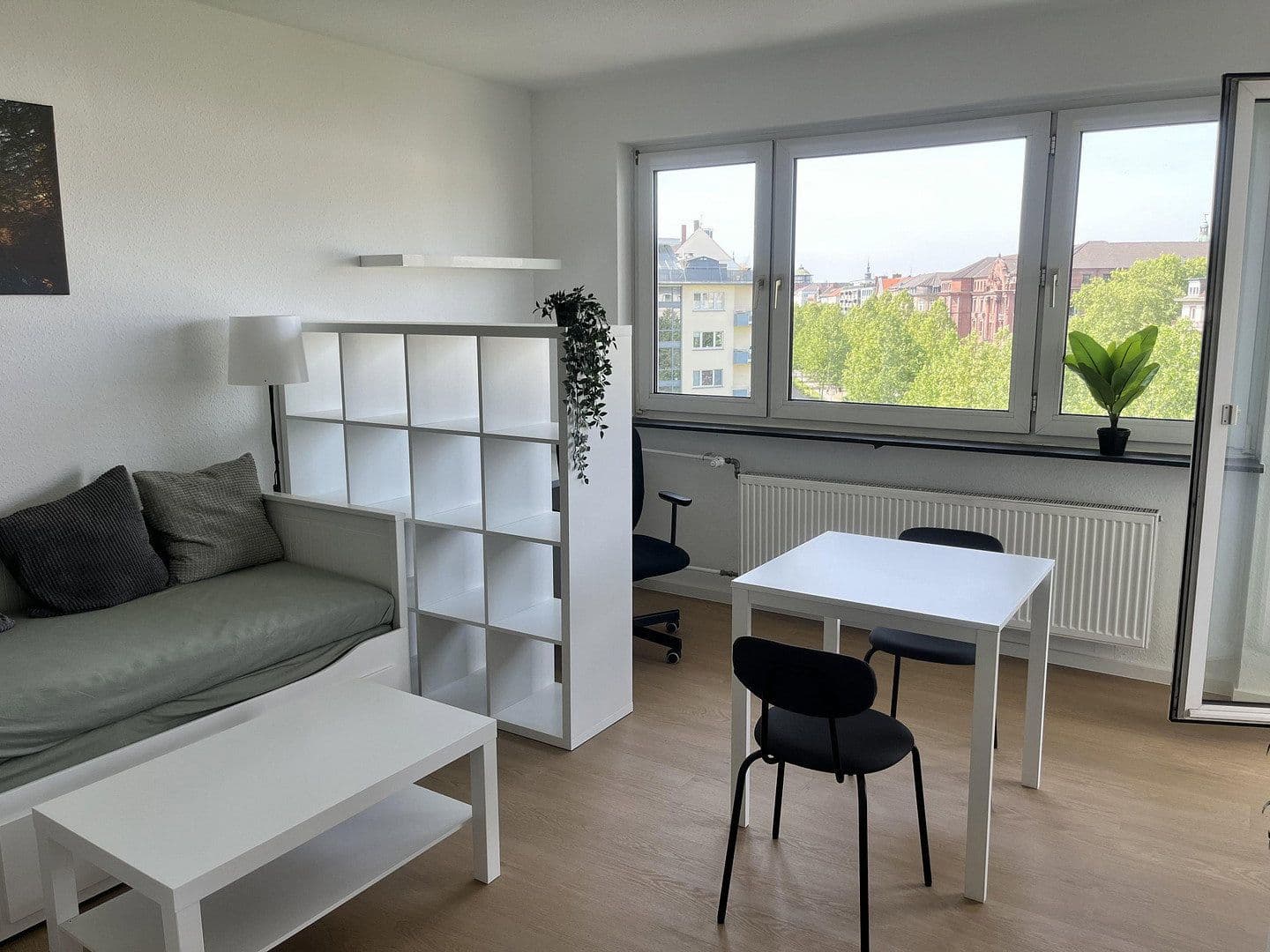 Pronájem bytu 1+1 29 m², Augustaanlage 42, Mannheim, Bádensko-Württembersko Pronájem bytu 1+1 29 m², Augustaanlage 42, Mannheim, Bádensko-Württembersko