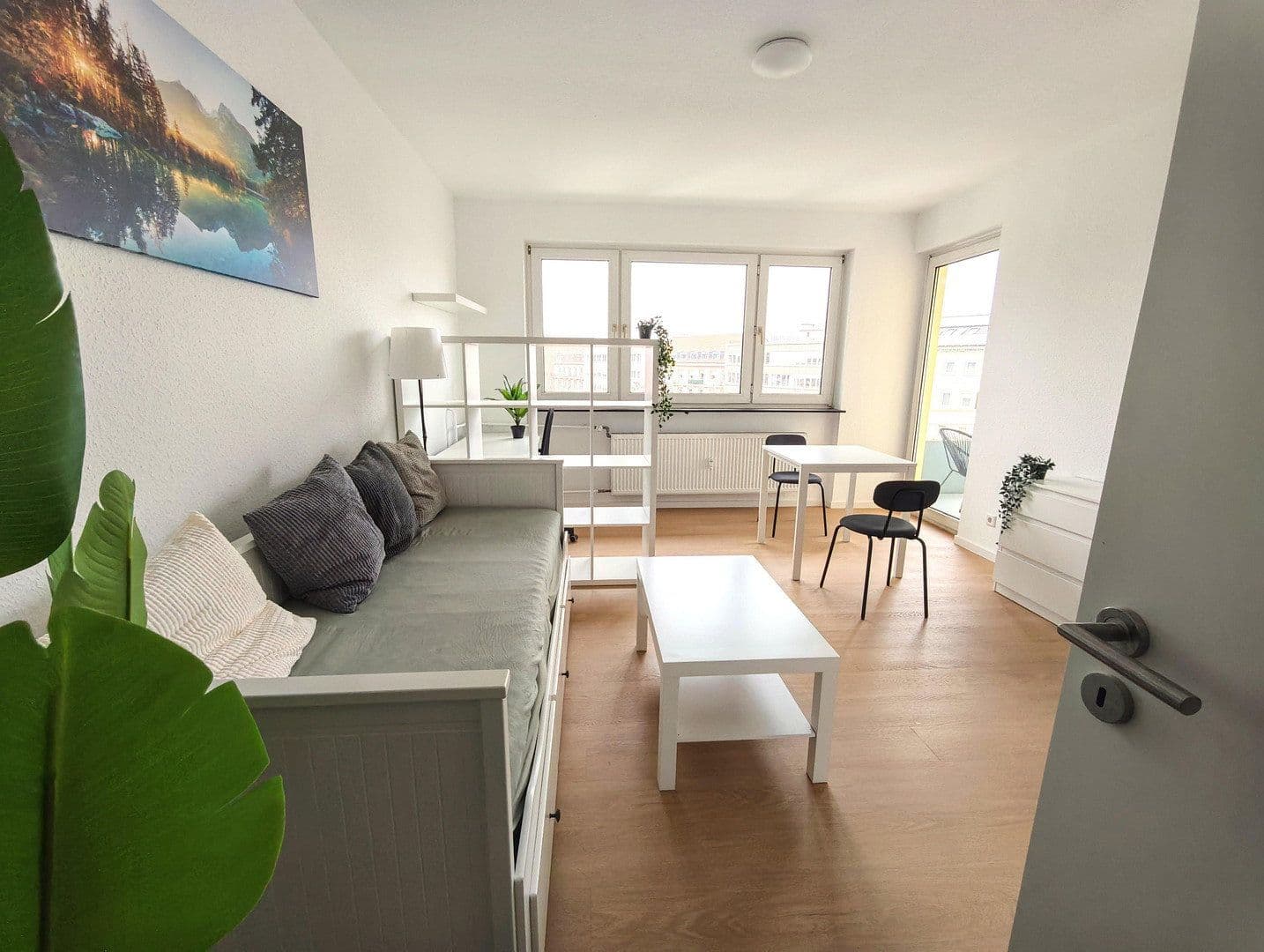 Pronájem bytu 1+1 29 m², Augustaanlage 42, Mannheim, Bádensko-Württembersko Pronájem bytu 1+1 29 m², Augustaanlage 42, Mannheim, Bádensko-Württembersko