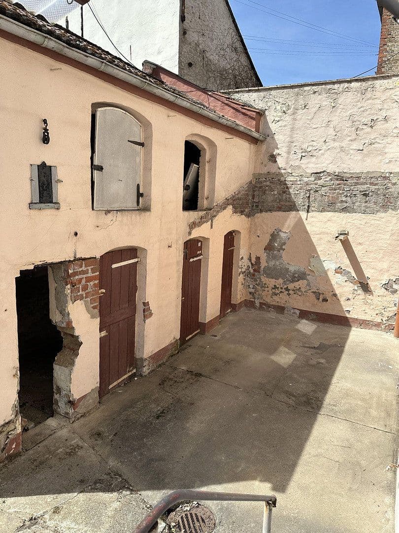 Prodej domu 125 m², pozemek 183 m², Glockengasse 20, Wiesbaden, Hessen Prodej domu 125 m², pozemek 183 m², Glockengasse 20, Wiesbaden, Hessen
