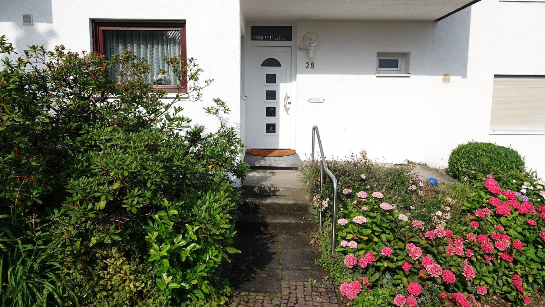 Prodej domu 118 m², pozemek 222 m², Böblingen, Bádensko-Württembersko Prodej domu 118 m², pozemek 222 m², Böblingen, Bádensko-Württembersko