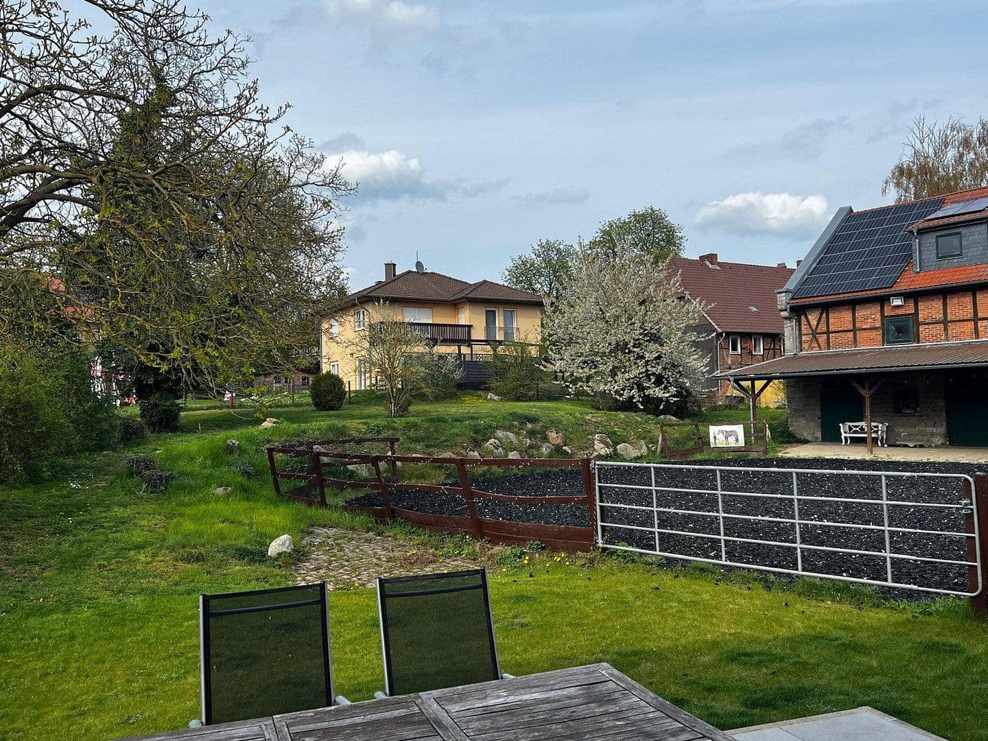 Prodej domu 160 m², pozemek 5.467 m², Im Winkel 5, Groß Twülpstedt, Dolní Sasko Prodej domu 160 m², pozemek 5.467 m², Im Winkel 5, Groß Twülpstedt, Dolní Sasko
