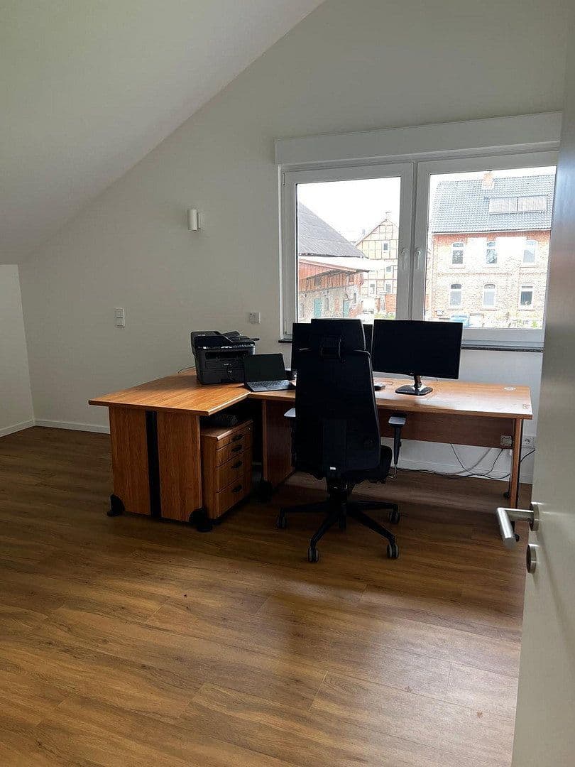 Prodej domu 160 m², pozemek 5.467 m², Im Winkel 5, Groß Twülpstedt, Dolní Sasko Prodej domu 160 m², pozemek 5.467 m², Im Winkel 5, Groß Twülpstedt, Dolní Sasko
