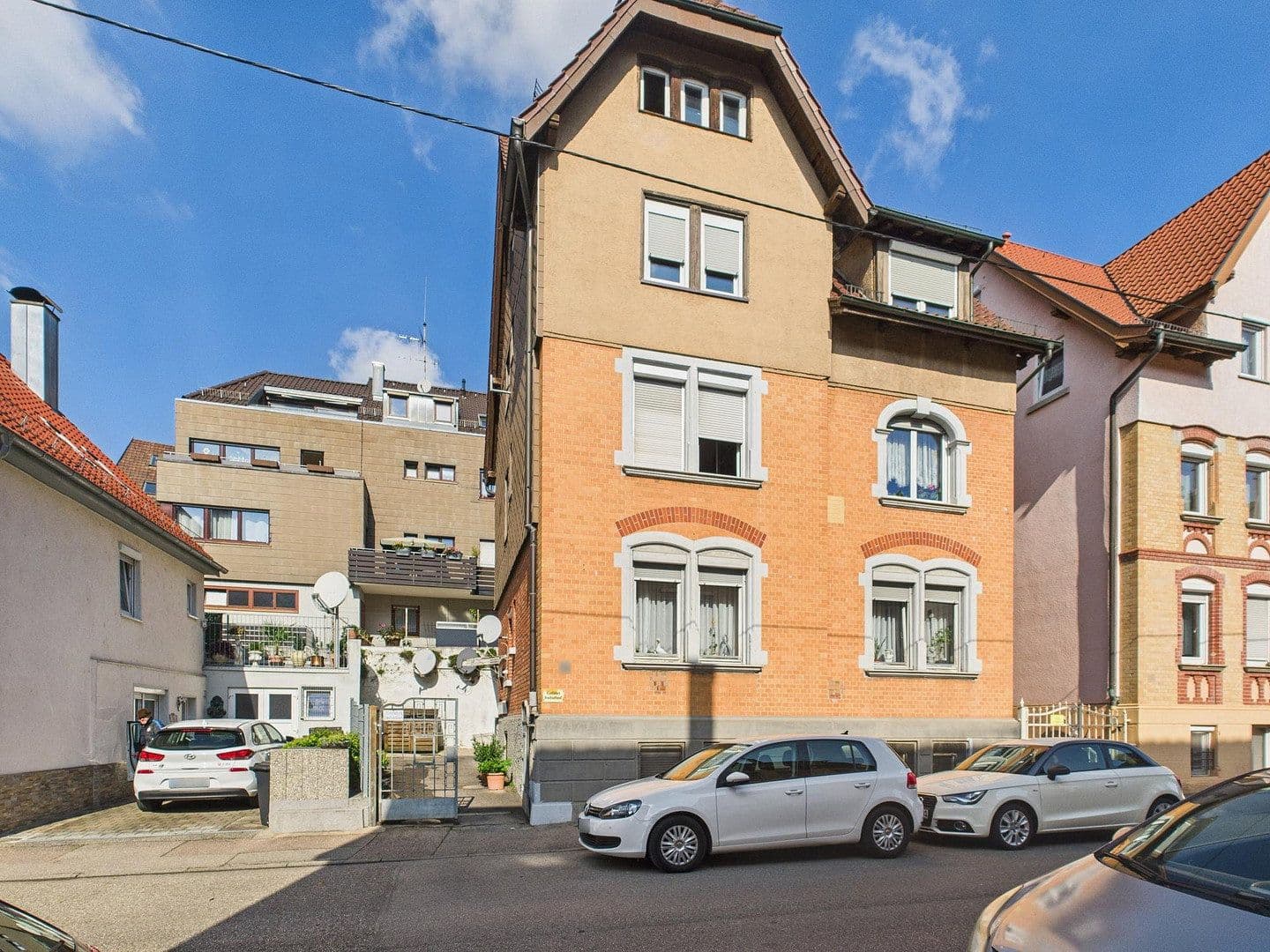 Pronájem bytu 2+1 60 m², Großglocknerstrasse 73, Stuttgart Untertürkheim, Bádensko-Württembersko Pronájem bytu 2+1 60 m², Großglocknerstrasse 73, Stuttgart Untertürkheim, Bádensko-Württembersko
