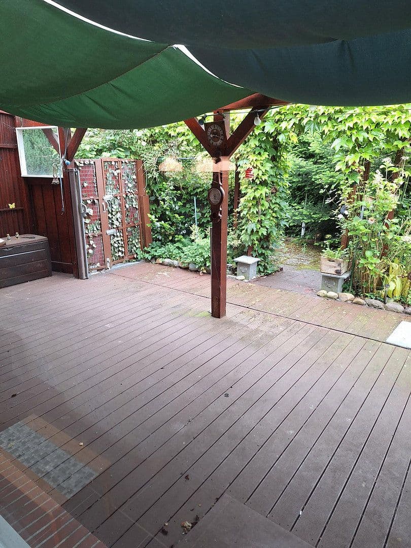 Prodej domu 220 m², pozemek 1.105 m², Rhauderfehn, Dolní Sasko Prodej domu 220 m², pozemek 1.105 m², Rhauderfehn, Dolní Sasko