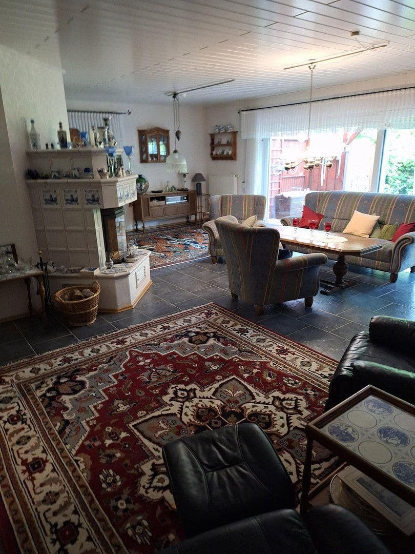 Prodej domu 220 m², pozemek 1.105 m², Rhauderfehn, Dolní Sasko Prodej domu 220 m², pozemek 1.105 m², Rhauderfehn, Dolní Sasko