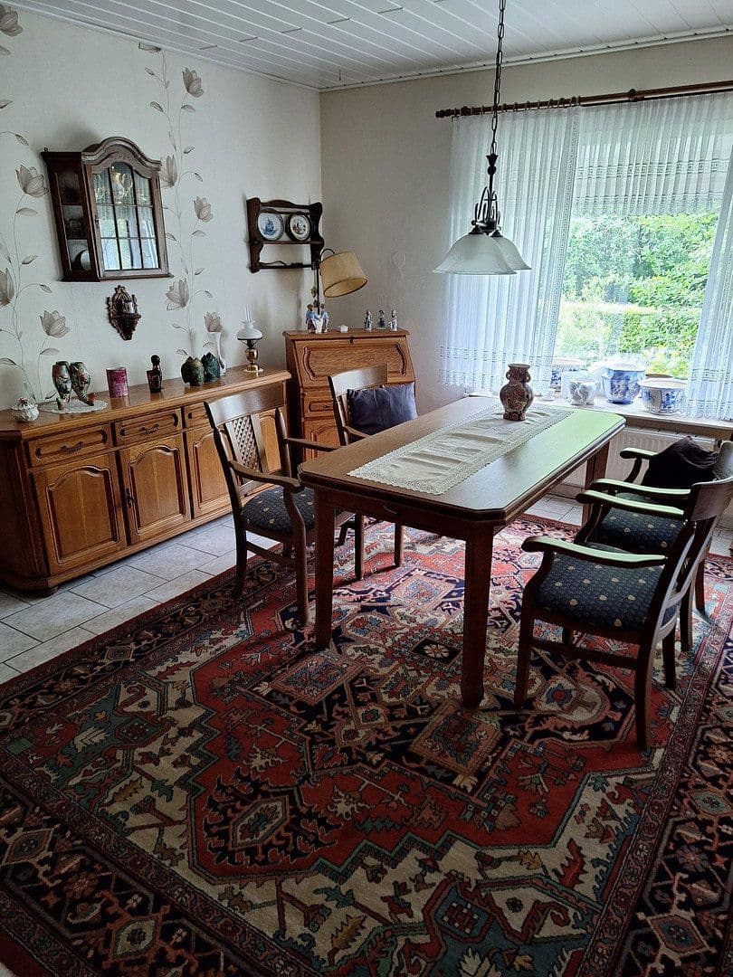 Prodej domu 220 m², pozemek 1.105 m², Rhauderfehn, Dolní Sasko Prodej domu 220 m², pozemek 1.105 m², Rhauderfehn, Dolní Sasko