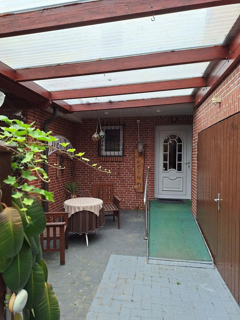Prodej domu 220 m², pozemek 1.105 m², Rhauderfehn, Dolní Sasko Prodej domu 220 m², pozemek 1.105 m², Rhauderfehn, Dolní Sasko