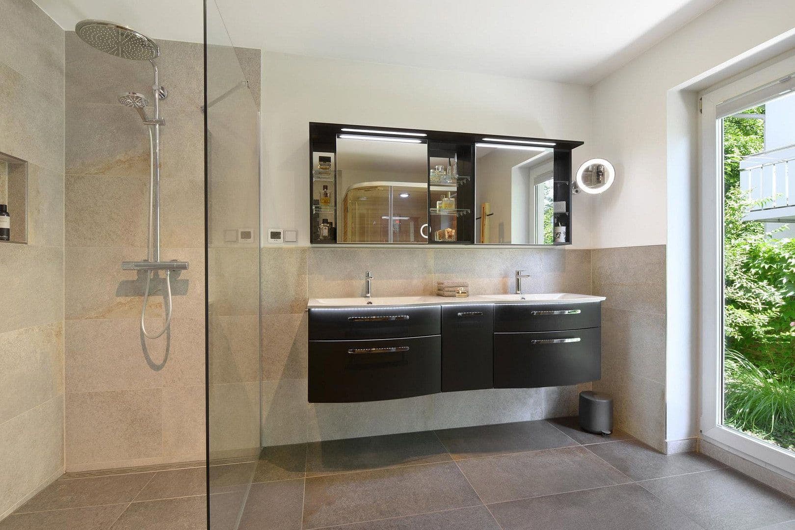Prodej bytu 4+1 230 m², München, Bavorsko Prodej bytu 4+1 230 m², München, Bavorsko