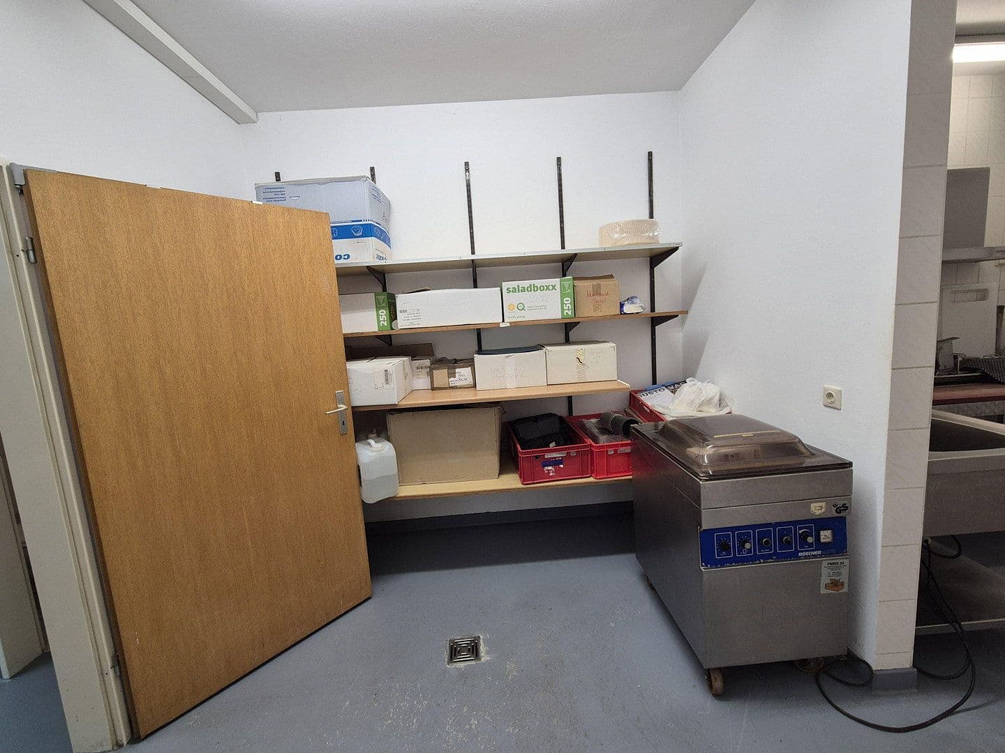Pronájem nebytového prostoru 196 m², Garbsen, Dolní Sasko Pronájem nebytového prostoru 196 m², Garbsen, Dolní Sasko