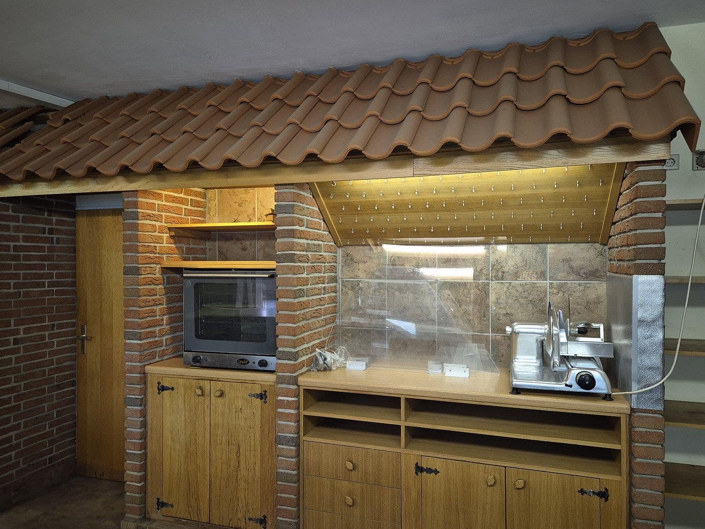 Pronájem nebytového prostoru 196 m², Garbsen, Dolní Sasko Pronájem nebytového prostoru 196 m², Garbsen, Dolní Sasko