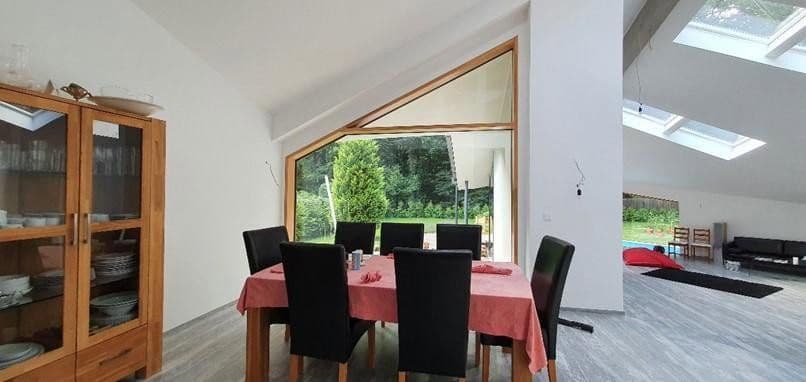 Prodej domu 375 m², pozemek 1.050 m², Brennenhorst 17, Langenhagen, Dolní Sasko Prodej domu 375 m², pozemek 1.050 m², Brennenhorst 17, Langenhagen, Dolní Sasko