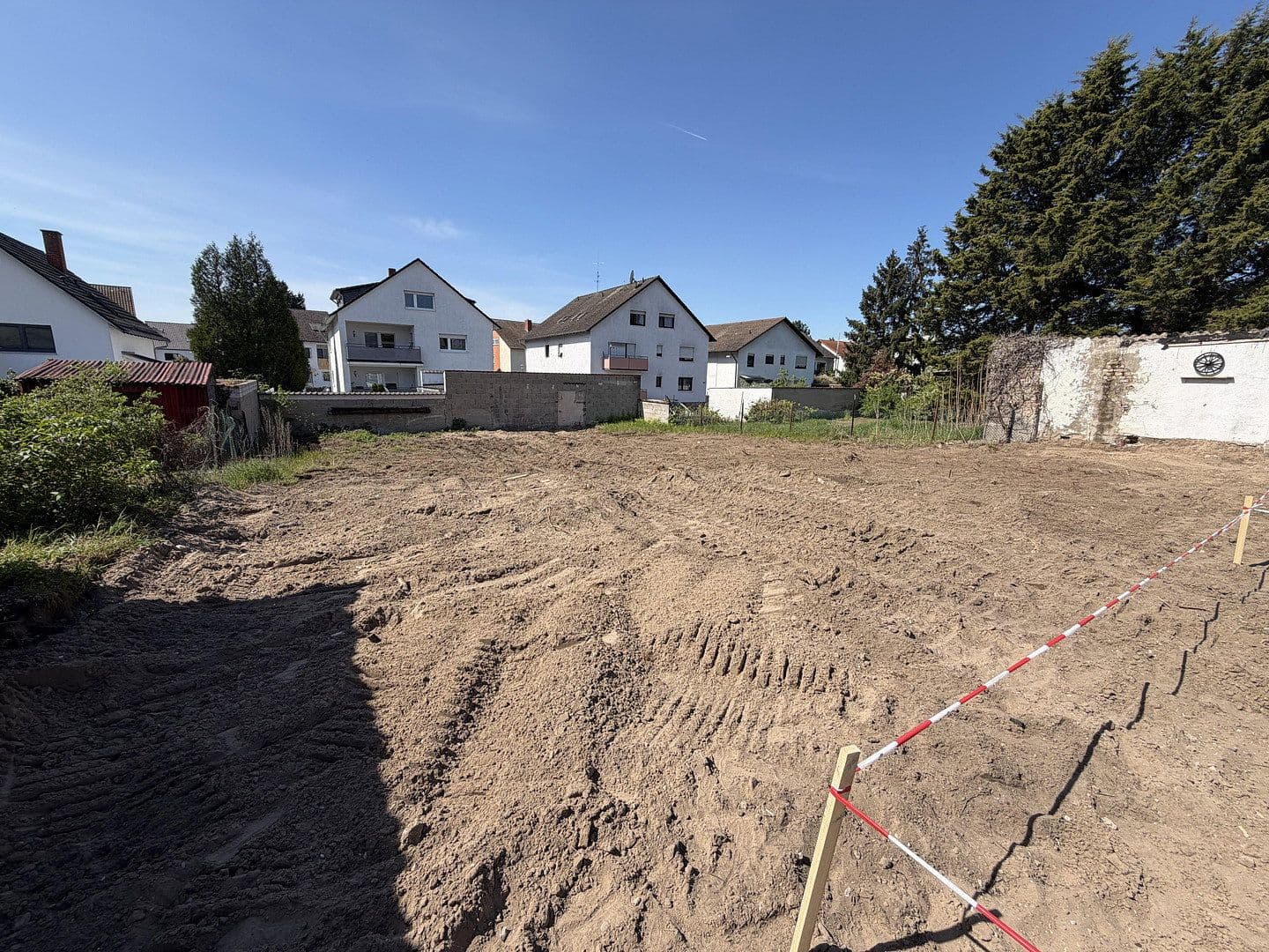Prodej pozemku 237 m², Rheintalstr. 12, Schwetzingen, Bádensko-Württembersko Prodej pozemku 237 m², Rheintalstr. 12, Schwetzingen, Bádensko-Württembersko