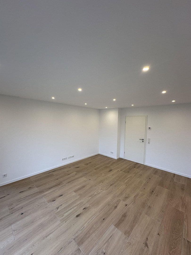 Pronájem bytu 3+1 83 m², Sankt-Peter-Weg 14, Schwerte, Severní Porýní-Vestfálsko Pronájem bytu 3+1 83 m², Sankt-Peter-Weg 14, Schwerte, Severní Porýní-Vestfálsko