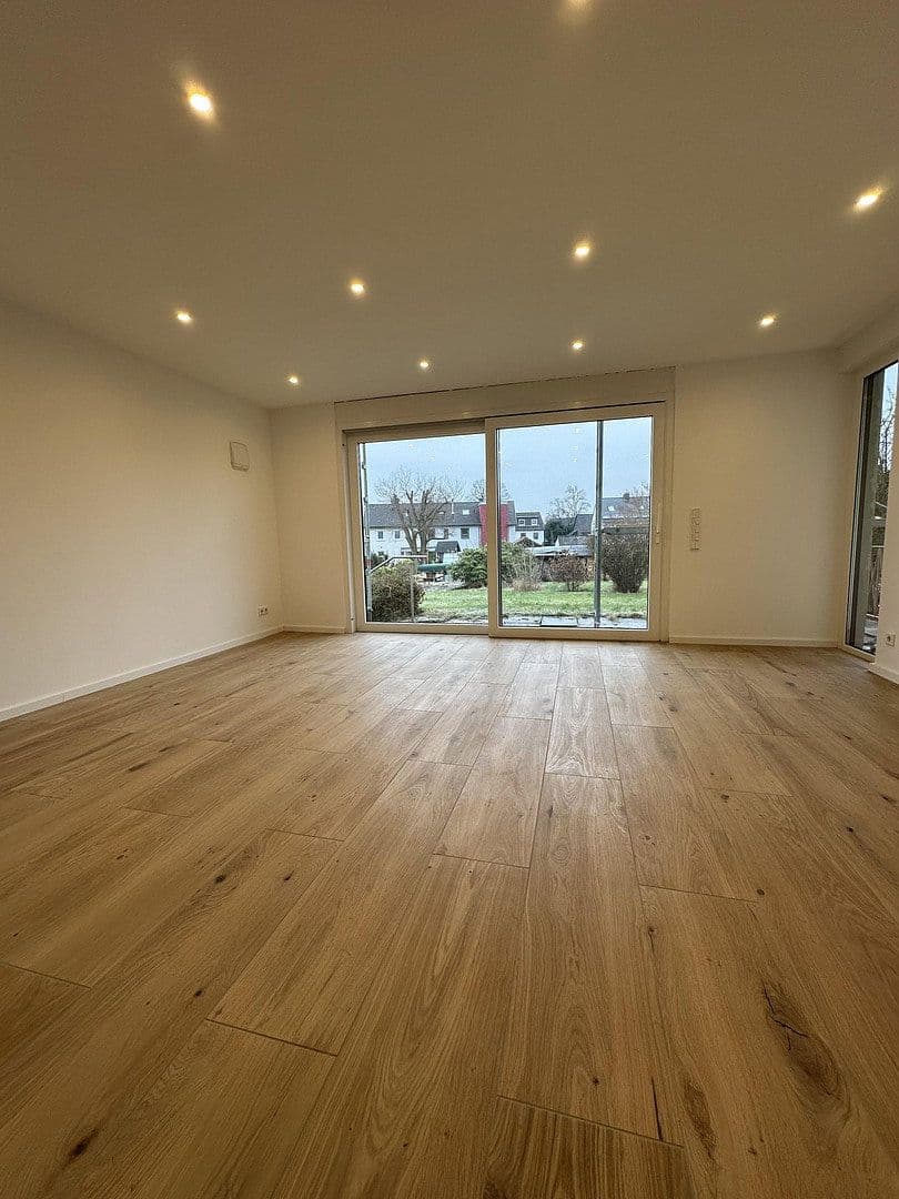 Pronájem bytu 4+1 89 m², Sankt-Peter-Weg 14, Schwerte, Severní Porýní-Vestfálsko Pronájem bytu 4+1 89 m², Sankt-Peter-Weg 14, Schwerte, Severní Porýní-Vestfálsko