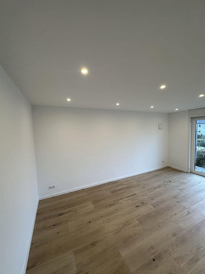 Pronájem bytu 4+1 89 m², Sankt-Peter-Weg 14, Schwerte, Severní Porýní-Vestfálsko Pronájem bytu 4+1 89 m², Sankt-Peter-Weg 14, Schwerte, Severní Porýní-Vestfálsko