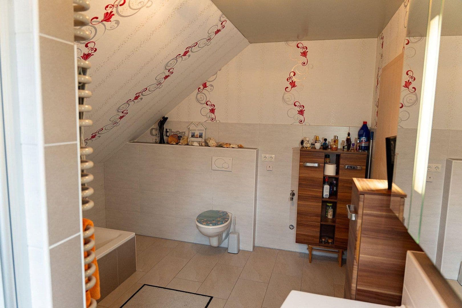 Prodej nebytového prostoru 7.539 m², Wietmarschen, Dolní Sasko Prodej nebytového prostoru 7.539 m², Wietmarschen, Dolní Sasko
