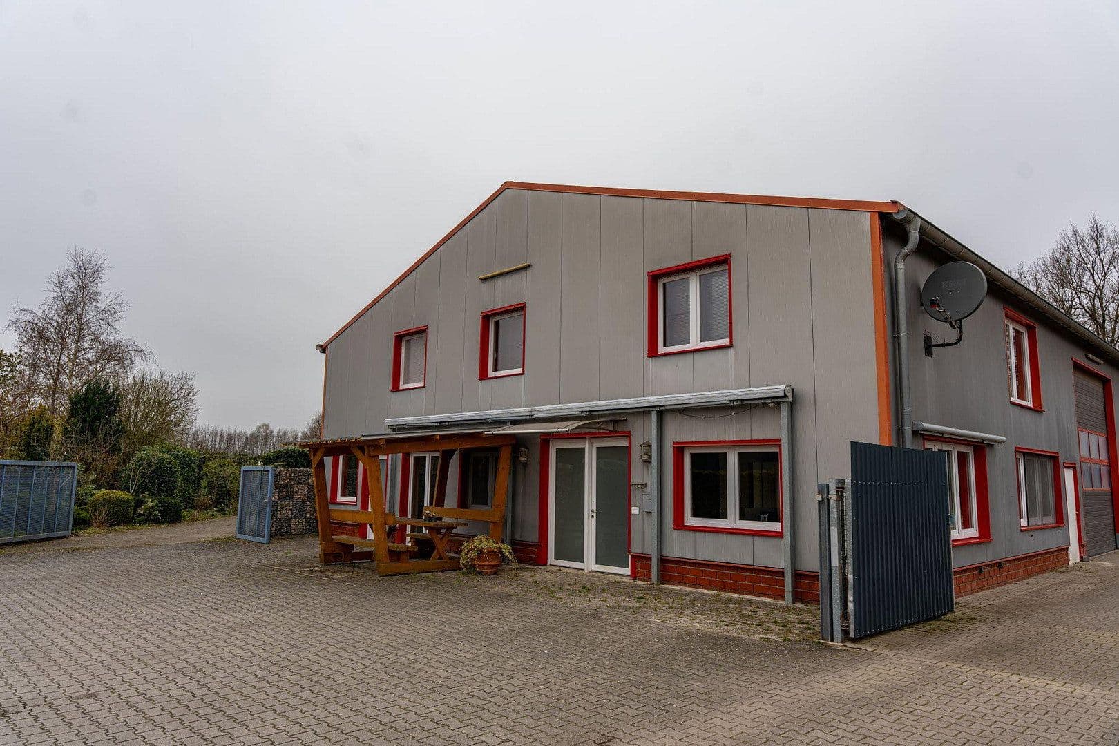 Prodej nebytového prostoru 7.539 m², Wietmarschen, Dolní Sasko Prodej nebytového prostoru 7.539 m², Wietmarschen, Dolní Sasko