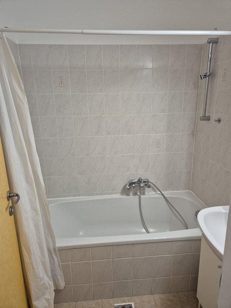 Pronájem bytu 2+1 45 m², Graz, Štýrsko Pronájem bytu 2+1 45 m², Graz, Štýrsko