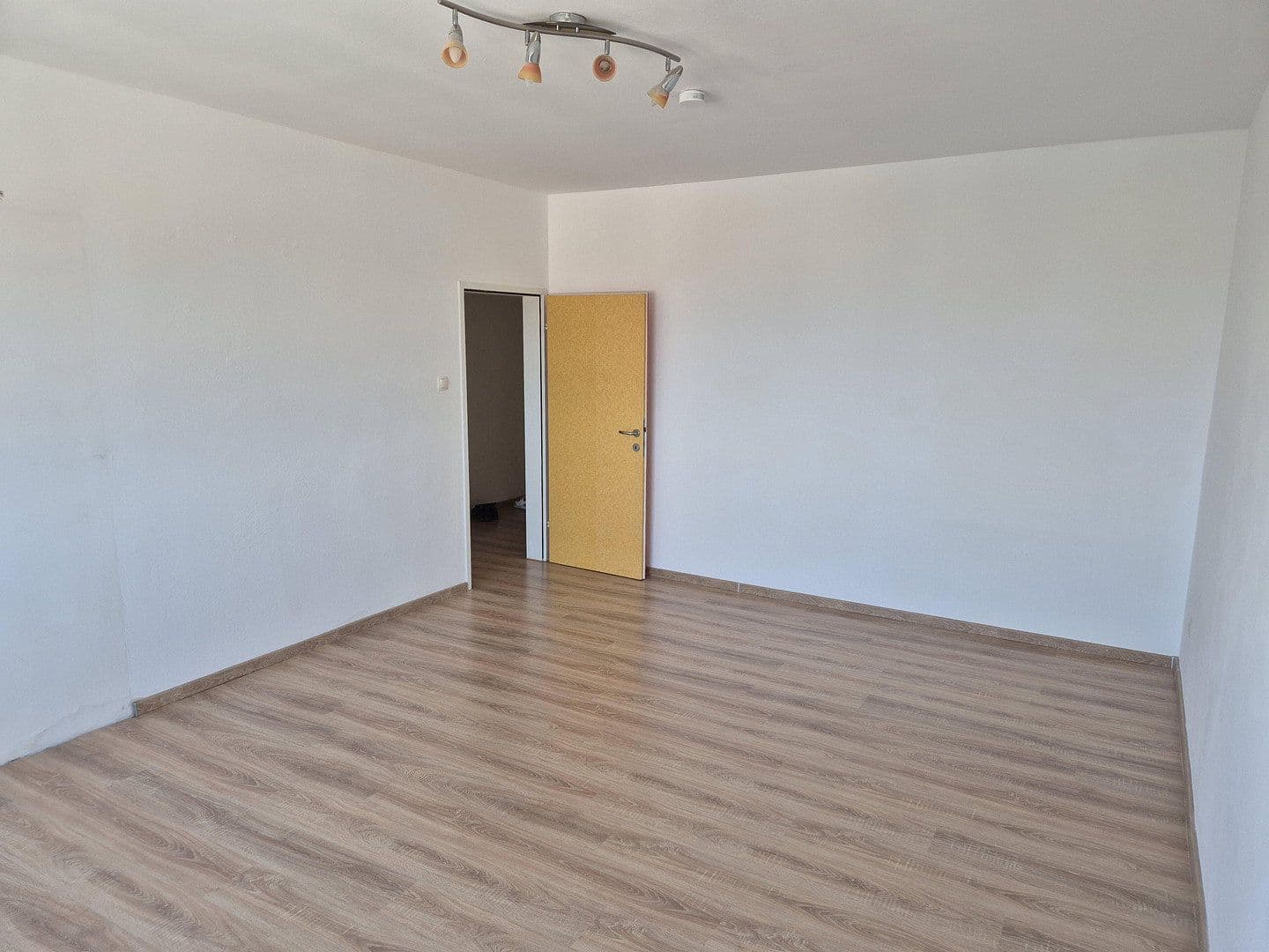Pronájem bytu 2+1 45 m², Graz, Štýrsko Pronájem bytu 2+1 45 m², Graz, Štýrsko