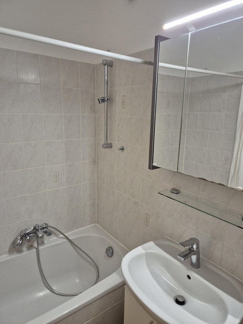 Pronájem bytu 2+1 45 m², Graz, Štýrsko Pronájem bytu 2+1 45 m², Graz, Štýrsko
