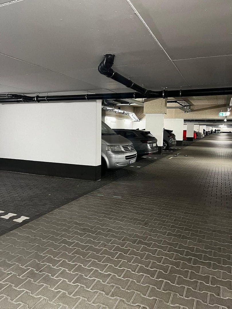 Pronájem bytu 4+1 107 m², Wilhelm-Theodor-Roemheldstrasse, Mainz, Porýní-Falc Pronájem bytu 4+1 107 m², Wilhelm-Theodor-Roemheldstrasse, Mainz, Porýní-Falc