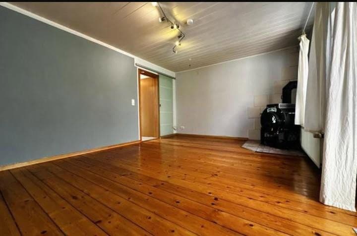 Prodej domu 58 m², pozemek 295 m², Masurenstraße 48, Lübeck, Šlesvicko-Holštýnsko Prodej domu 58 m², pozemek 295 m², Masurenstraße 48, Lübeck, Šlesvicko-Holštýnsko