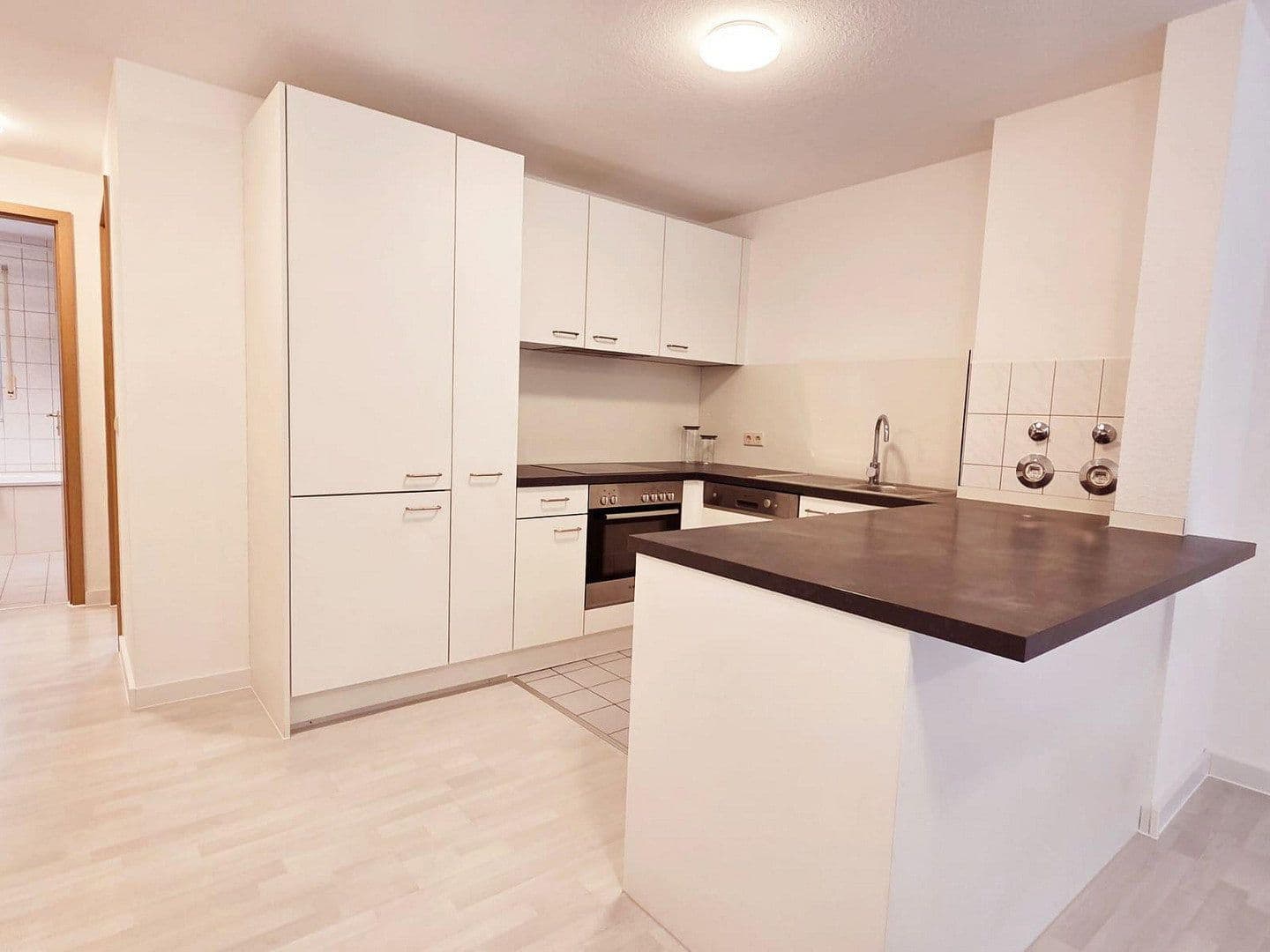 Prodej bytu 2+kk 50 m², Wendlinger Strasse 59, Nürtingen, Bádensko-Württembersko Prodej bytu 2+kk 50 m², Wendlinger Strasse 59, Nürtingen, Bádensko-Württembersko