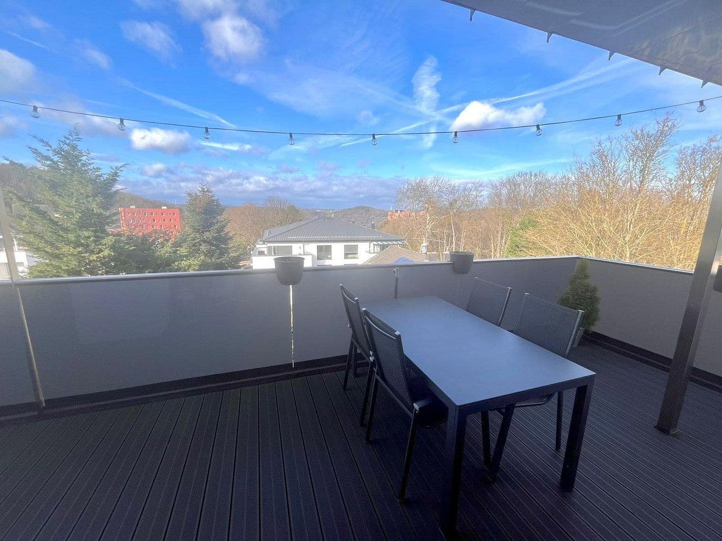Pronájem bytu 3+kk 93 m², Nideggen, Severní Porýní-Vestfálsko Pronájem bytu 3+kk 93 m², Nideggen, Severní Porýní-Vestfálsko