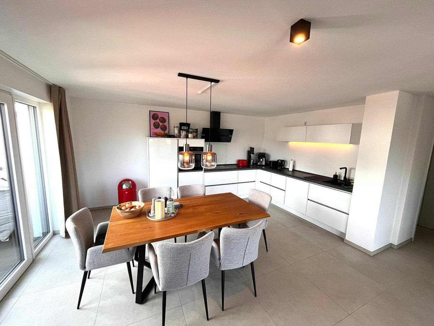 Pronájem bytu 3+kk 93 m², Nideggen, Severní Porýní-Vestfálsko Pronájem bytu 3+kk 93 m², Nideggen, Severní Porýní-Vestfálsko