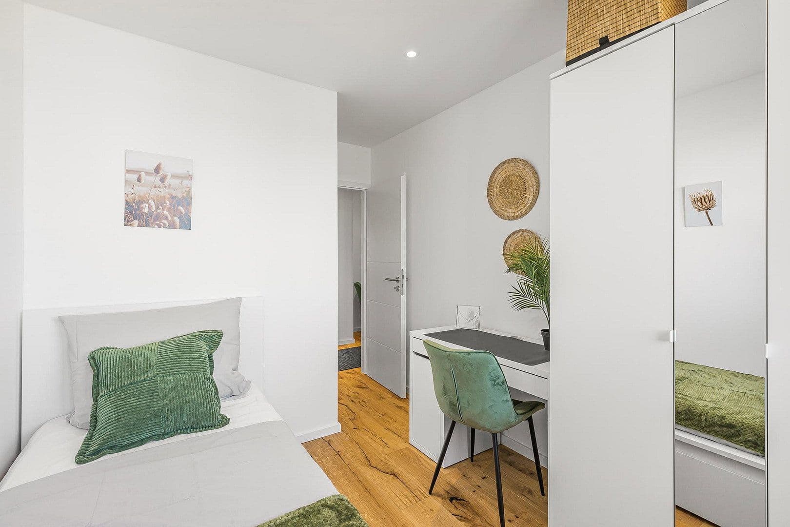 Pronájem bytu 1+1 10 m², Strehleranger 7, München, Bavorsko Pronájem bytu 1+1 10 m², Strehleranger 7, München, Bavorsko