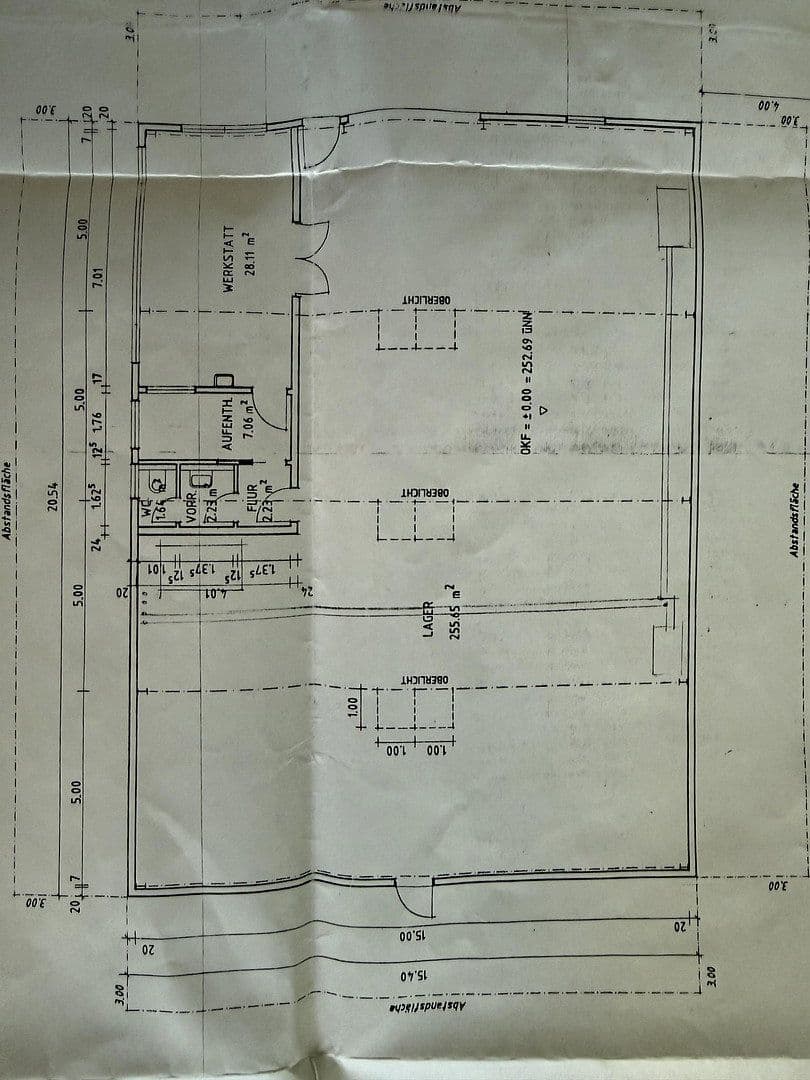Prodej nebytového prostoru 1.500 m², Estenfeld, Bavorsko Prodej nebytového prostoru 1.500 m², Estenfeld, Bavorsko