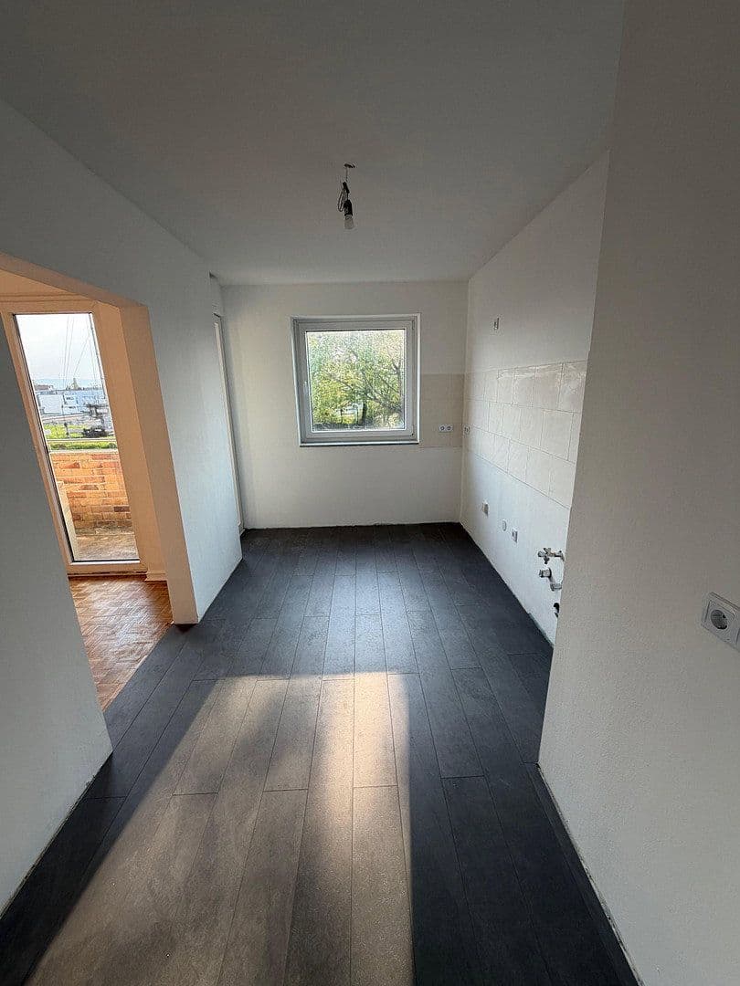 Pronájem bytu 2+1 60 m², Schoellerstr. 119, Düren, Severní Porýní-Vestfálsko Pronájem bytu 2+1 60 m², Schoellerstr. 119, Düren, Severní Porýní-Vestfálsko