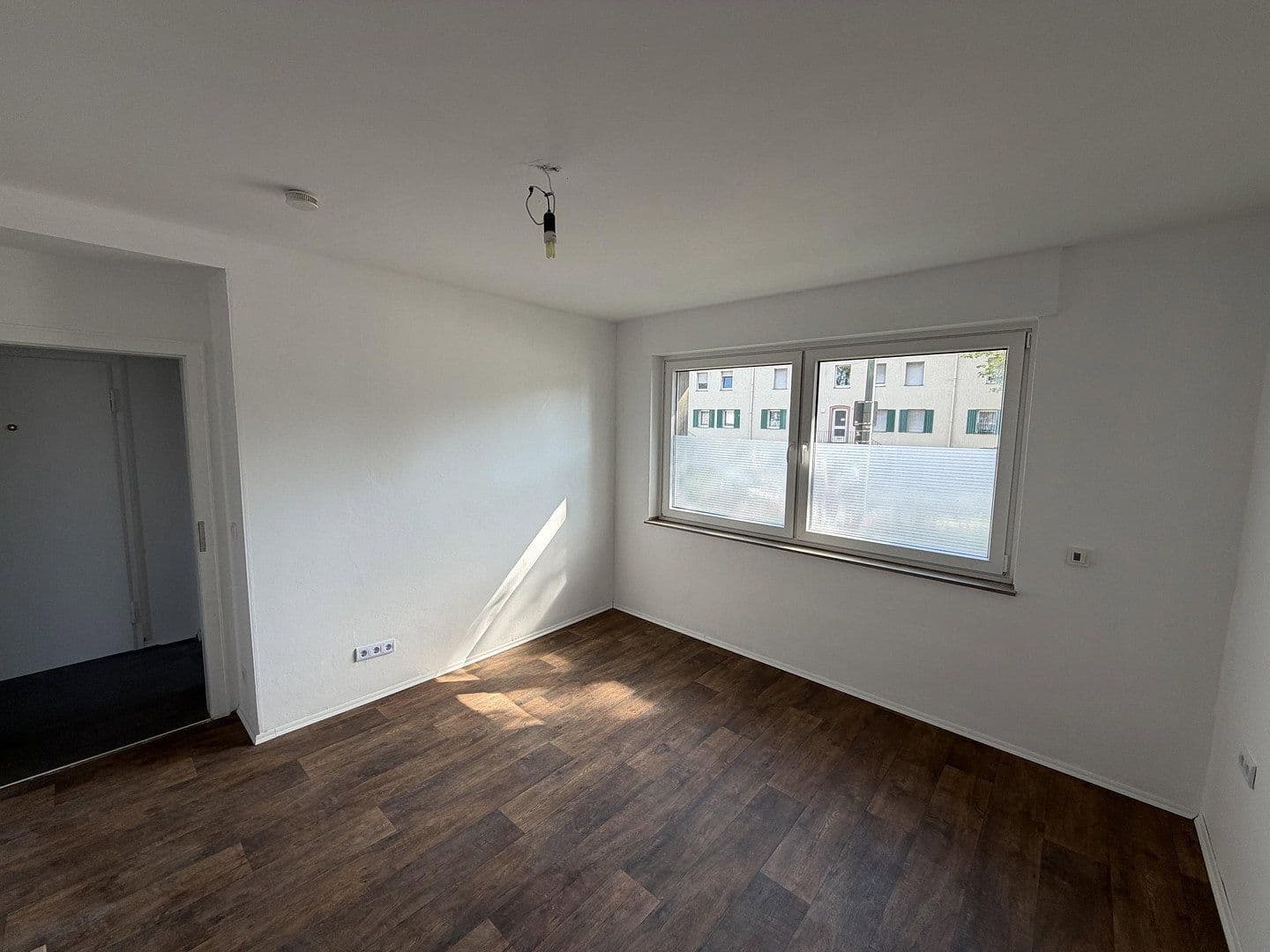 Pronájem bytu 2+1 60 m², Schoellerstr. 119, Düren, Severní Porýní-Vestfálsko Pronájem bytu 2+1 60 m², Schoellerstr. 119, Düren, Severní Porýní-Vestfálsko