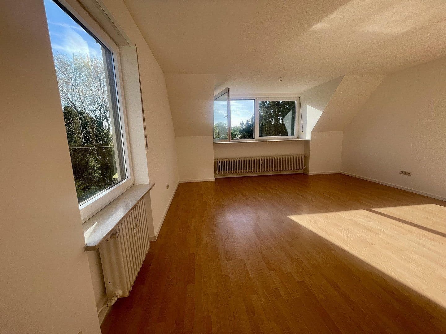 Pronájem bytu 3+1 83 m², München, Bavorsko Pronájem bytu 3+1 83 m², München, Bavorsko